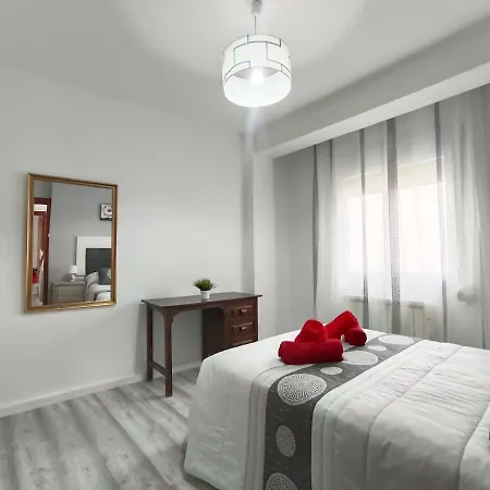Piso Realejo アパート グラナダ